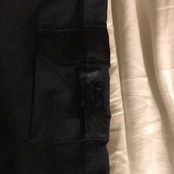 Capris - Picture 3 of 6